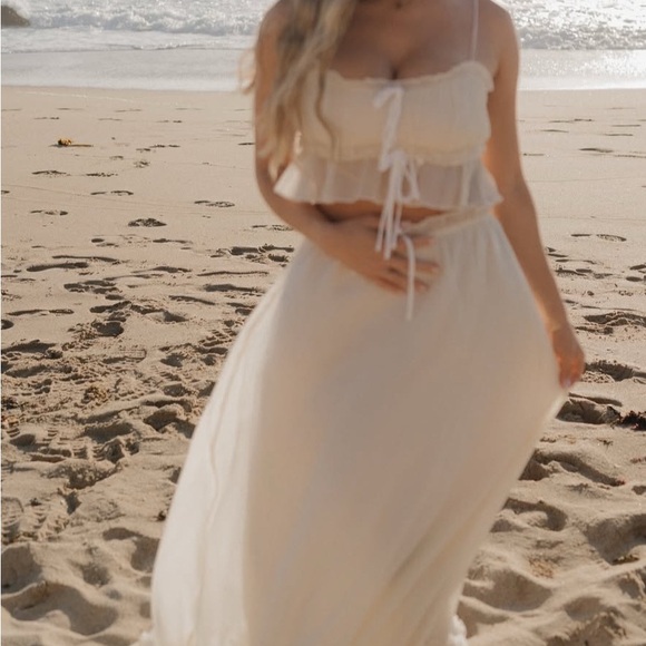 Cream Ruffled Two-Piece Set - Picture 3 of 6